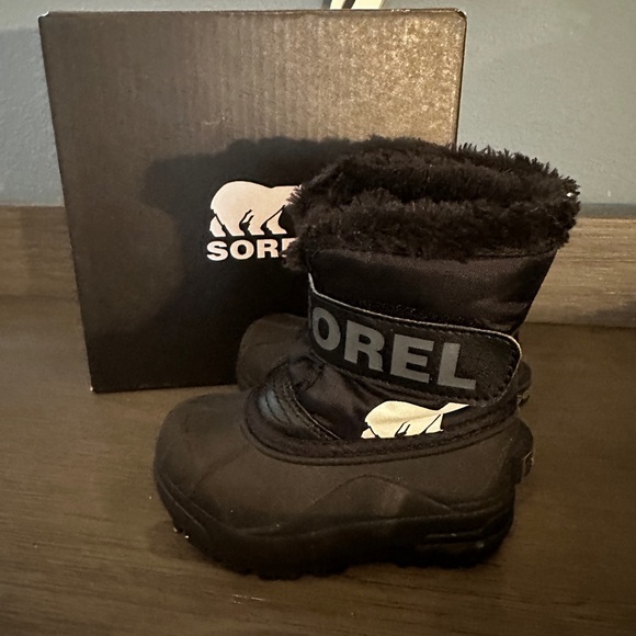 Sorel Commander Waterproof Insulated Winter Boots - Picture 1 of 12